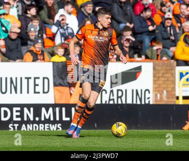 9th Aprile 2022, Tannadice Park, Dundee, Scozia: Scottish Premiership Football, Dundee United Versus Dundee; Ross Graham of Dundee United Foto Stock