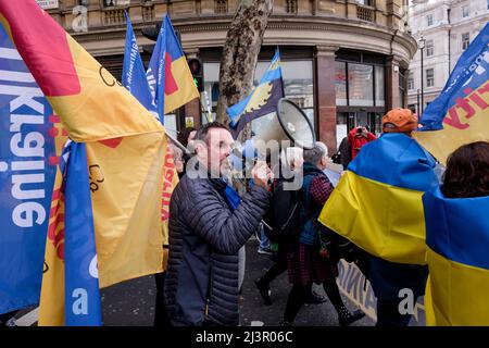 Londra, Regno Unito 9th aprile 2022. I sindacati britannici si radunano in solidarietà con l’Ucraina. Foto Stock