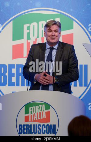 Hotel Parco dei principi, Roma, 09 aprile 2022, Antonio Lopez-Isturiz White, Segretario del Partito popolare europeo (PPE) durante la seconda giornata di “l’Italia del futuro”, evento organizzato dal partito politico forza Italia. La manifestazione si chiude con l'intervento di Silvio Berlusconi, leader di forza Italia. - Notizie Foto Stock