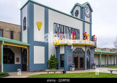 Il Railroad Museum of Pennsylvania ospita una collezione di fama mondiale di automobili ferroviarie, manufatti e materiali d'archivio a Strasburg, Pennsylvania. (USA) Foto Stock