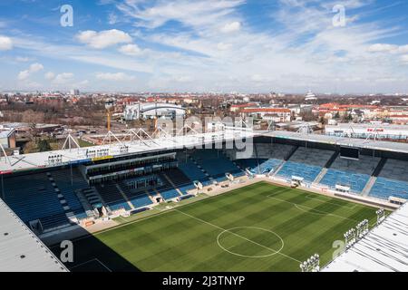 Magdeburg, Germania - Marzo 2022: Vista aerea sulla MDCC-Arena, stadio sede del 1. FC Magdeburg Foto Stock