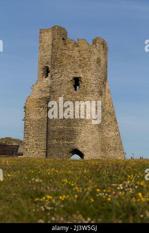 Resti della torre nord porta al castello di Aberystwyth, Ceredigion, Galles occidentale, Regno Unito Foto Stock