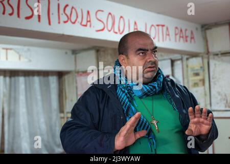 Napoli, Italia 30/05/2013: Il Vele in Scampia. Lorenzo Liparulo, presidente della commissione le Vele. ©Andrea Sabbadini Foto Stock