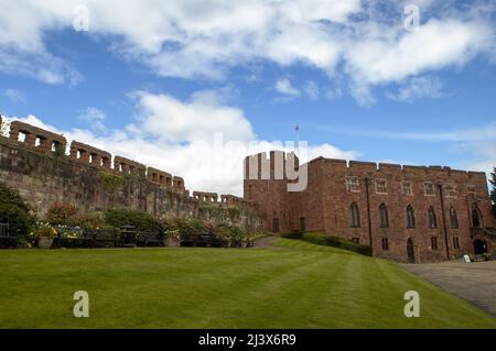 I giardini dello storico castello di Shrewsbury a Shropshire, Regno Unito Foto Stock