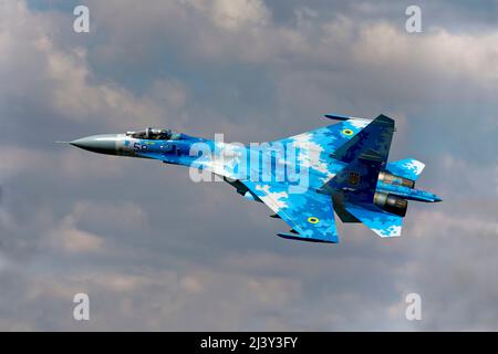 RAF Fairford, Gloucestershire, Regno Unito - Luglio 14 2018: Forza aerea Ucraina Sukhoi su-27P1M (58) dalla Brigata aerea tattica delle guardie 831st Foto Stock