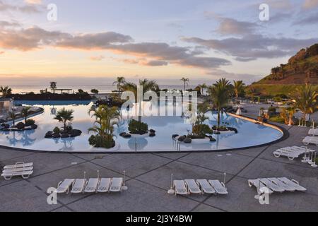Parque Marítimo César Manrique, complesso ricreativo all'aperto con piscine, Santa Cruz de Tenerife Isole Canarie Spagna. Foto Stock
