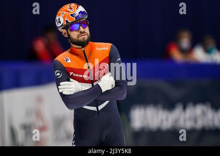 MONTREAL, CANADA - APRILE 10: Sjinkie Knegt dei Paesi Bassi durante il giorno 3 dei Campionati mondiali di Short Track dell'ISU alla Maurice Richard Arena il 10 Aprile 2022 a Montreal, Canada (Foto di Andre Weening/Orange Pictures) Foto Stock