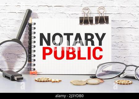 Conceptual la scrittura a mano che mostra un notaio pubblico. Business photo testo legittimità documentazione certificazione autorizzazione contratto uomo marcatore di contenimento pape Foto Stock