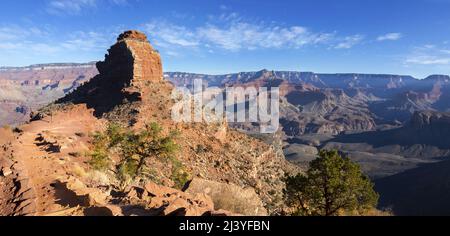 Formazioni rocciose panoramiche e Parco Nazionale del Grand Canyon Paesaggio panoramico sul famoso percorso escursionistico South Kaibab, Arizona USA Foto Stock