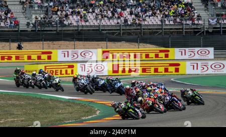 Aragon, Spagna. 10th Apr 2022. Gara 2, World Superbike - SBK in Aragon, Spagna, Aprile 10 2022 Credit: Independent Photo Agency/Alamy Live News Foto Stock