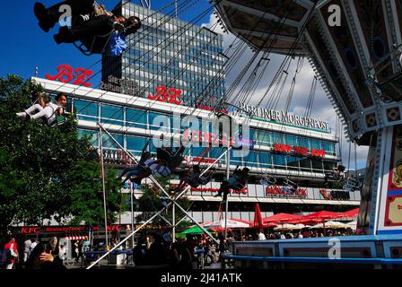 berlino, Kudamm, eu, europa Centre,Foto di Kazimierz Jurewicz,Berlino Charlotenburg Ku damm, Città, architettura shopping, centro, Europa-center, Berlino Foto Stock