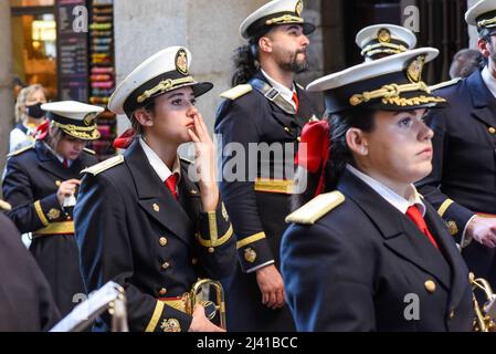 Madrid, Spagna, 10th aprile 2022. Le persone nelle strade di Madrid festeggiano il 'Domingo de Ramos' dopo due anni di emergenza COVID-19. È il tradizionale Foto Stock