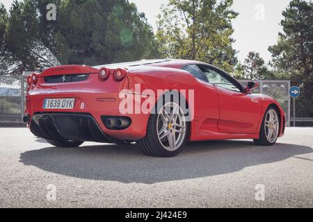 MONTMELO, SPAGNA-9 OTTOBRE 2021: 2004 Ferrari F430 (tipo F131), Vista posteriore Foto Stock