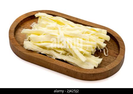 Formaggio Cecil o String isolato su sfondo bianco. Delizioso assortimento di formaggi. Primo piano Foto Stock