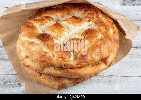 Ramadan Pita (turco; Ramazan Pidesi) pane tradizionale turco per Mubarak mese di Ramadan. Foto Stock