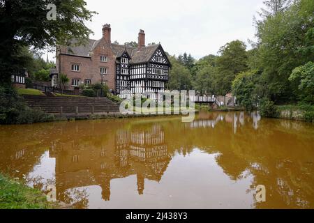 Worsley Packet House e Alphabet Bridge sul canale Bridgewater a Worsley, Salford, Greater Manchester Foto Stock