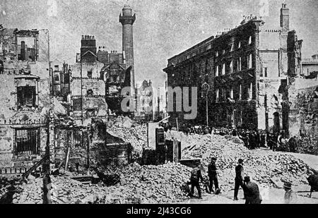 Sackville (ora o'Connell) Street, Dublino, dopo la Pasqua 1916 Rising Foto Stock