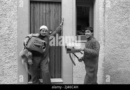 Sicilia (Italia), feste tradizionali della Pasqua, danza dei diavoli a Prizzi (Palermo) Foto Stock