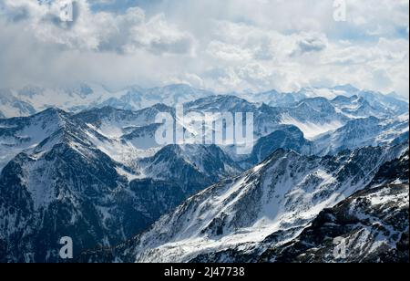 Val di Sole Pejo 3000, località sciistica di Pejo fonti, Parco Nazionale dello Stelvio, Trentino, Alpi Italia. Foto Stock