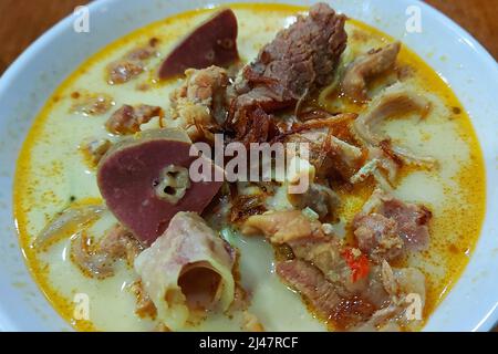 Gule Kambing, Agnello Curry, cucina indonesiana, Giacarta, Indonesia Foto Stock