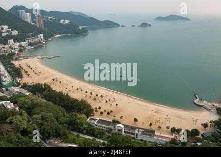 Repulse Bay Beach visto da un piano superiore della Torre i De Ricou del complesso di appartamenti Repulse Bay, Repulse Bay, Hong Kong Island, 2007 Foto Stock