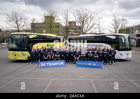 Team UK concorrenti durante una fotocall per Invictus Games Team UK alla Brunel University, West London, prima della partenza del team per l'Aia. Foto Stock