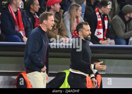 Da sinistra: Pullman Julian NAGELSMANN (FC Bayern Munich), Hasan SALIHAMIDZIC (direttore sportivo FC Bayern Munich). Calcio Champions League/ quarti di finale FC Bayern Monaco di Baviera - Villarreal CF 1-1, il 12th aprile 2022 ALLIANZARENA . Foto Stock