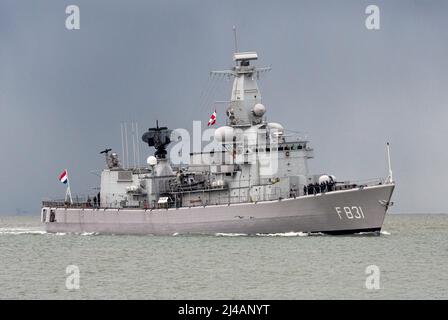 HNLMS Van Amstel (F831) è una fregata di classe M gestita dalla Royal Netherlands Navy nel novembre 2016. Foto Stock