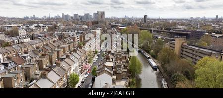 Grand Union Canal al Westbourne Park, nella zona di Royal Oak e Warwick Avenue, Londra, Inghilterra Foto Stock