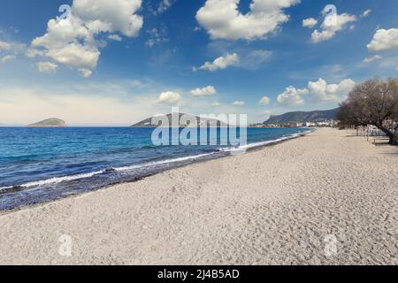 Spiaggia Avlaki a Porto Rafti in Attica vicino Atene, Grecia Foto Stock