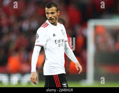 Liverpool, Inghilterra, 13th aprile 2022. Diogo Goncalves di Benfica durante la partita UEFA Champions League ad Anfield, Liverpool. Il credito dell'immagine dovrebbe leggere: Darren Staples / Sportimage Credit: Sportimage/Alamy Live News Foto Stock