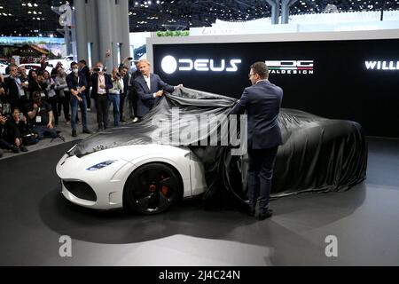 Deus Vayanne Electric Hypercar Concept in mostra al New York International Auto Show 2022 al Javits Center di New York City, NY, USA il 13 aprile 2022. Foto di Charles Guerin/ABACAPRESS.COM Foto Stock