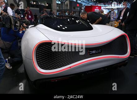 Deus Vayanne Electric Hypercar Concept in mostra al New York International Auto Show 2022 al Javits Center di New York City, NY, USA il 13 aprile 2022. Foto di Charles Guerin/ABACAPRESS.COM Foto Stock