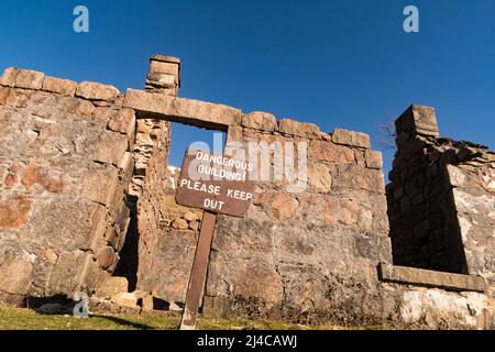 Un edificio abbandonato nelle Highlands scozzesi lungo la West Highland Way Foto Stock