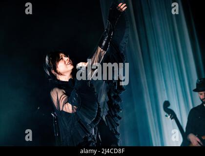 Imelda Maggio, Tour Made to Love, Padiglione delle scogliere, Southend-on-Sea, Essex © Clarissa Debenham / Alamy Foto Stock