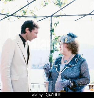 Floymarkt, Fernsehfilm, Deutschland circa 1982, im Bild: Will Danin und Helen vita. Flohmarkt, film TV, Germania circa 1982, nella foto: Will Danin e Helen vita Foto Stock