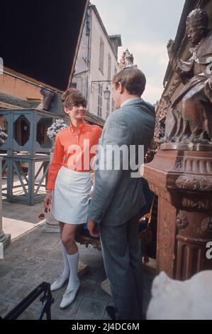 AUDREY HEPBURN e ALBERT FINNEY in DUE PER LA STRADA (1967), diretta da STANLEY DONEN. Credit: 20th CENTURY FOX / Album Foto Stock