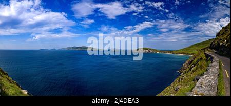 Dunmore Head e Coumeenoole Beach da Slea Head Dingle, Contea di Kerry, Irlanda Foto Stock