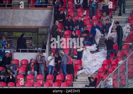 PRAGA, PAESI BASSI - APRILE 14: Fans of Feyenoord durante le finali del quartiere UEFA Europa League partita tra Slavia Praga e Feyenoord all'Eden Arena il 14 Aprile 2022 a Praga, Paesi Bassi (Foto di Geert van Erven/Orange Pictures) Foto Stock