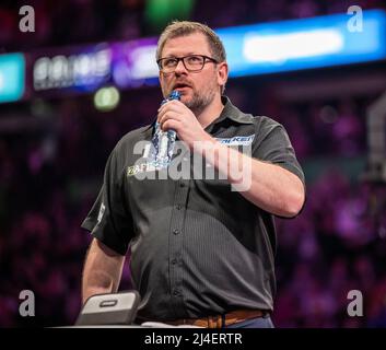 AO Arena, Manchester, Regno Unito. 14th Apr 2022. PDC Darts tournament, Manchester; James Wade Credit: Action Plus Sports/Alamy Live News Foto Stock