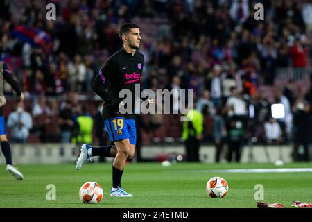 14th aprile 2022, Nou Camp, Barcellona, Spagna: Europa League football, FC Barcellona contro Francoforte: Torres di Barcellona durante il riscaldamento Foto Stock