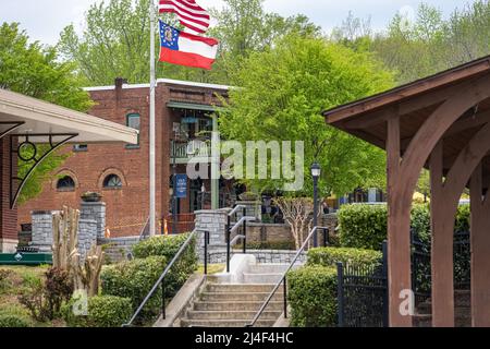 Main Street nel centro storico di Lilburn, Georgia, appena ad est di Atlanta. (USA) Foto Stock