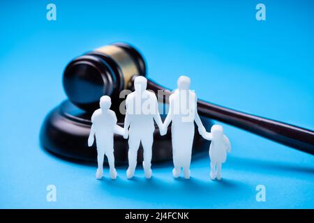 Diritto di famiglia e custodia dei figli. Ordine separato da parte dell'Avvocato Foto Stock