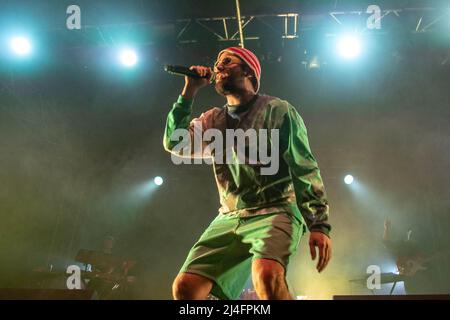 Padova, Italia. 14th Apr 2022. Frah Quintale durante il Frah Quintale alla Hall di Padova 2022, Concerto di Musica della cantante italiana a Padova, Italia, Aprile 14 2022 Credit: Independent Photo Agency/Alamy Live News Foto Stock