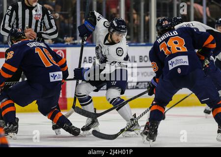 Jacksonville Icemen Forward Brendan Harris (83) durante una partita di hockey contro i conigli della Greenville Swamp alla Veterans Memorial Arena di Jacksonville, Florida, mercoledì 13 aprile 2022. [Gary Lloyd McCullough/Cal Sport Media] Foto Stock