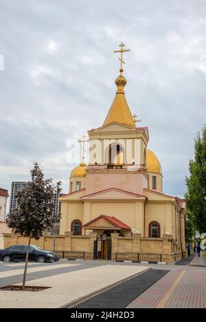 GROZNY, RUSSIA - 29 SETTEMBRE 2021: Chiesa di San Michele Arcangelo a Grozny. Repubblica cecena, Russia Foto Stock