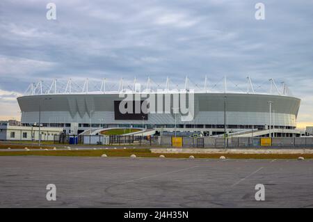 ROSTOV SU DON, RUSSIA - 03 OTTOBRE 2021: Stadio 'Rostov Arena' al mattino presto. Rostov su Don, Russia Foto Stock