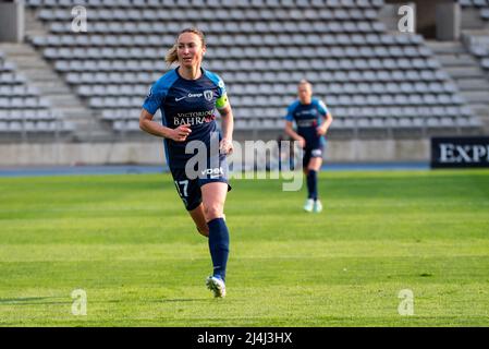 Gaetane Thiney del Paris FC reagisce durante il campionato francese femminile D1 Arkema partita di calcio tra Paris FC e Montpellier HSC il 15 aprile 2022 allo stadio Charlety di Parigi, Francia - Foto: Melanie Laurent/DPPI/LiveMedia Foto Stock
