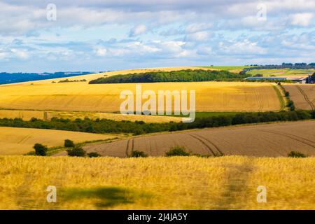 Vista da A303 strada-a tronco strada nel sud dell'Inghilterra, vicino Gillingham-a città e parrocchia civile nella zona di Blackmore vale di Dorset, Foto Stock