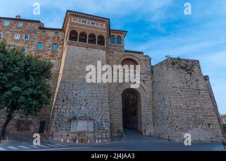 Arco Etrusco nel centro storico di Perugia in Italia. Foto Stock